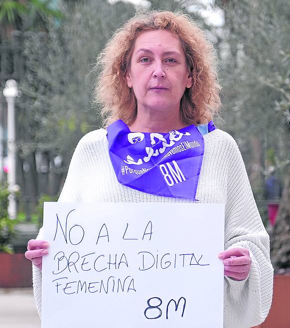 Pepa López, de la asociación 8M.