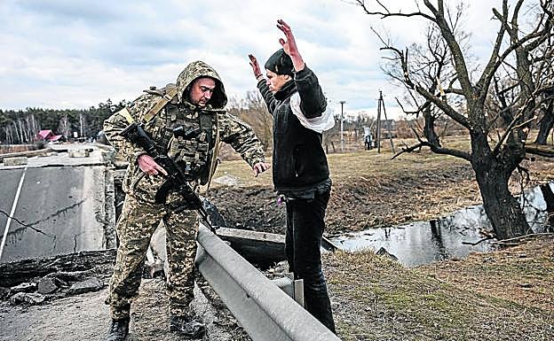 Putin amenaza a Ucrania con su desaparición como Estado