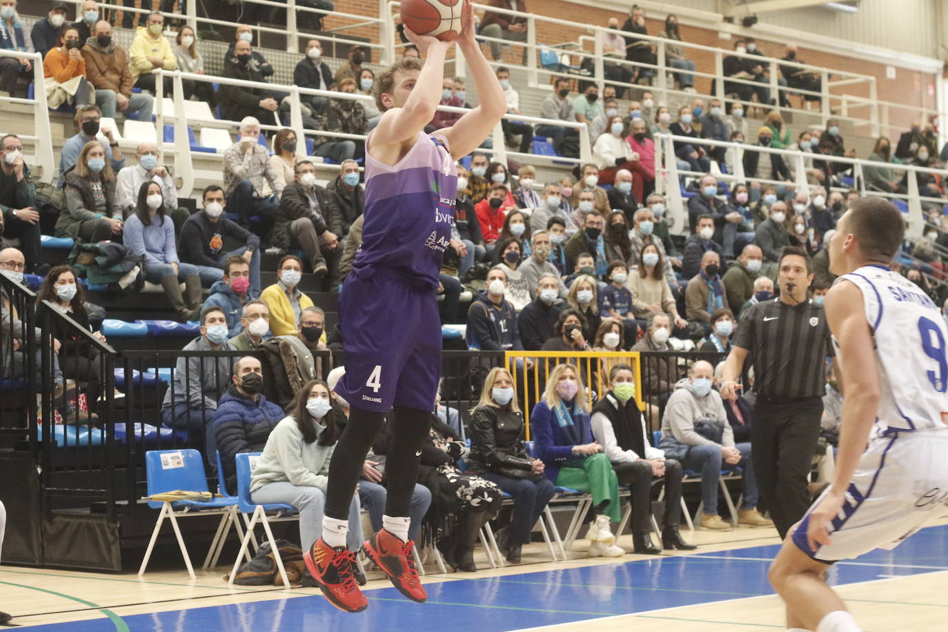 Fotos: Unicaja Banco Oviedo 85-63 Almansa, en imágenes