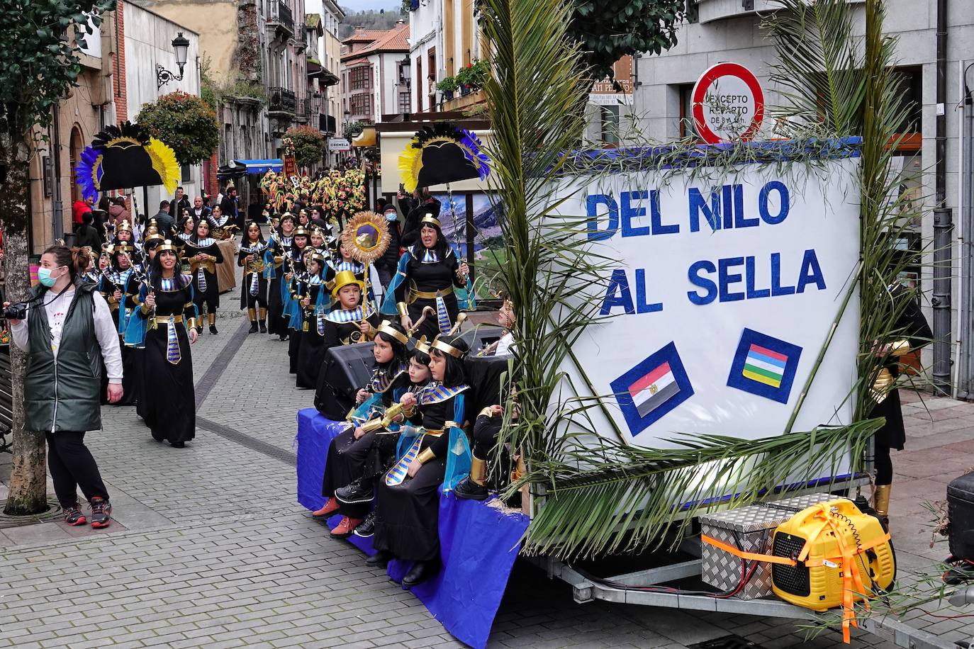 Fotos: Cangas de Onís, a tope con el Carnaval