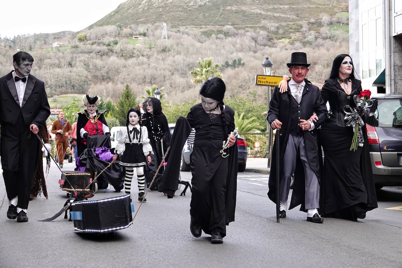 Fotos: Cangas de Onís, a tope con el Carnaval