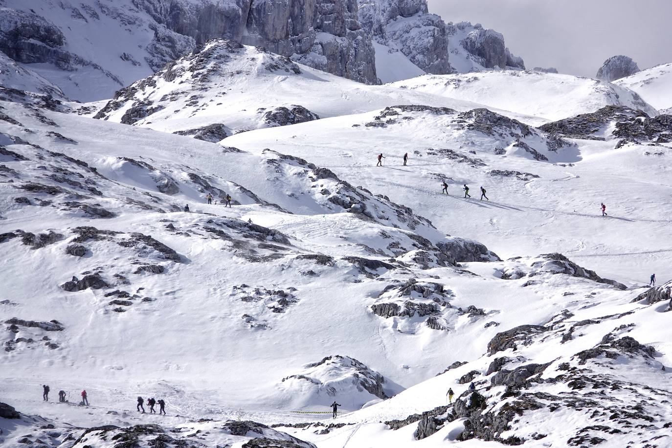 La carrera de esquí de montaña reúne este fin de semana a 120 participantes de toda España y Europa en el macizo de Andara, en los Picos