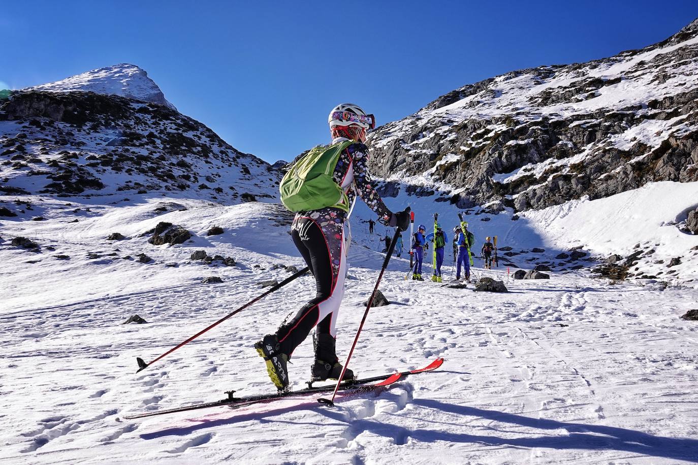 La carrera de esquí de montaña reúne este fin de semana a 120 participantes de toda España y Europa en el macizo de Andara, en los Picos