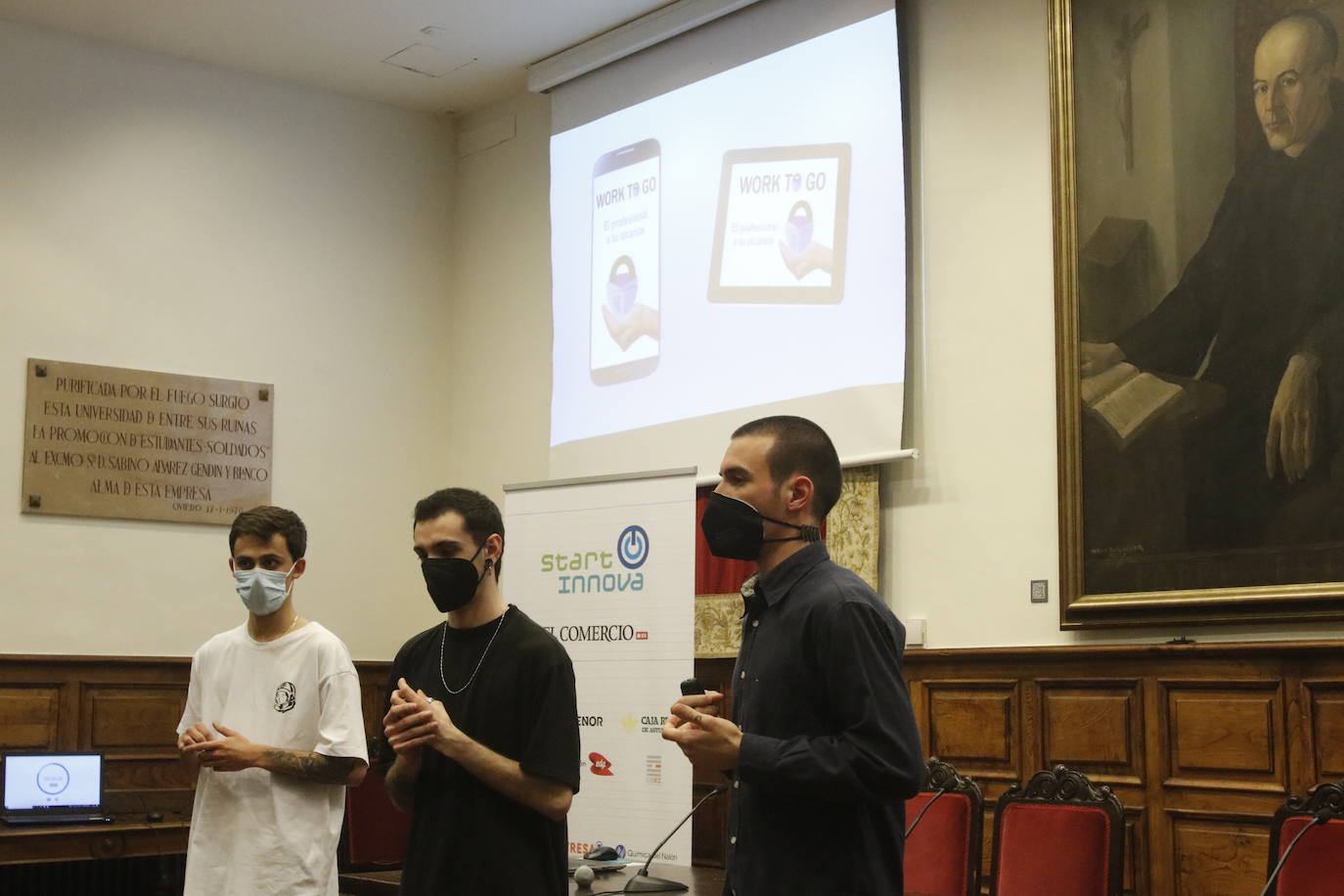 Los ganadores en la categoría de más de 18 años conquistaron al jurado con un proyecto de pastelería personalizada en el momento.