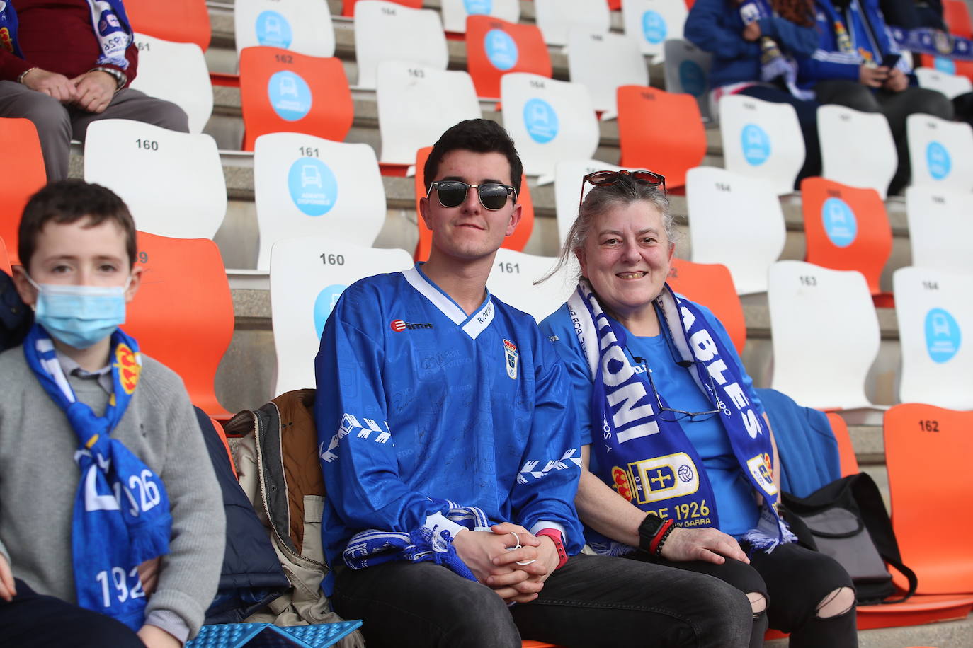 Fotos: ¿Estuviste en el Lugo - Real Oviedo? ¡Búscate!