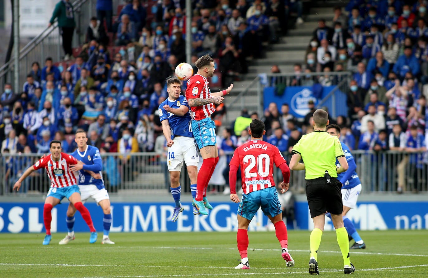 Fotos: Las mejores imágenes del Lugo - Real Oviedo