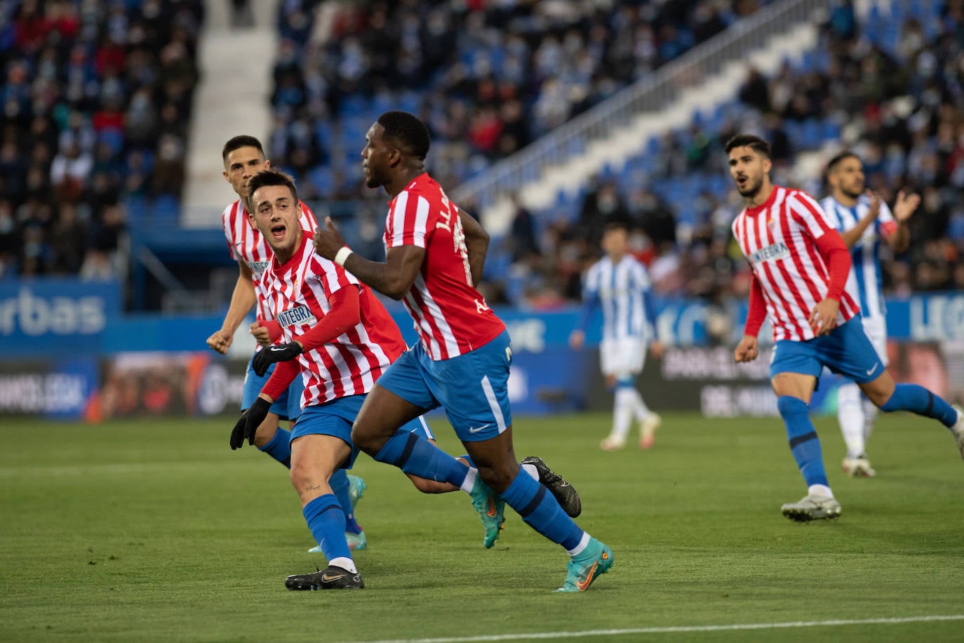 Fotos: Las mejores imágenes del Leganés - Sporting