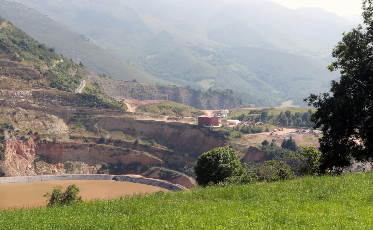 Mina de Boinás, en Belmonte de Miranda. 