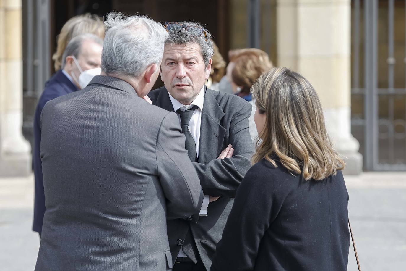 Familiares y amigos se reunieron este viernes en la iglesia de San Pedro para despedir a la gijonesa Elisa Fernández-Escandón, fallecida el pasado lunes en Madrid.