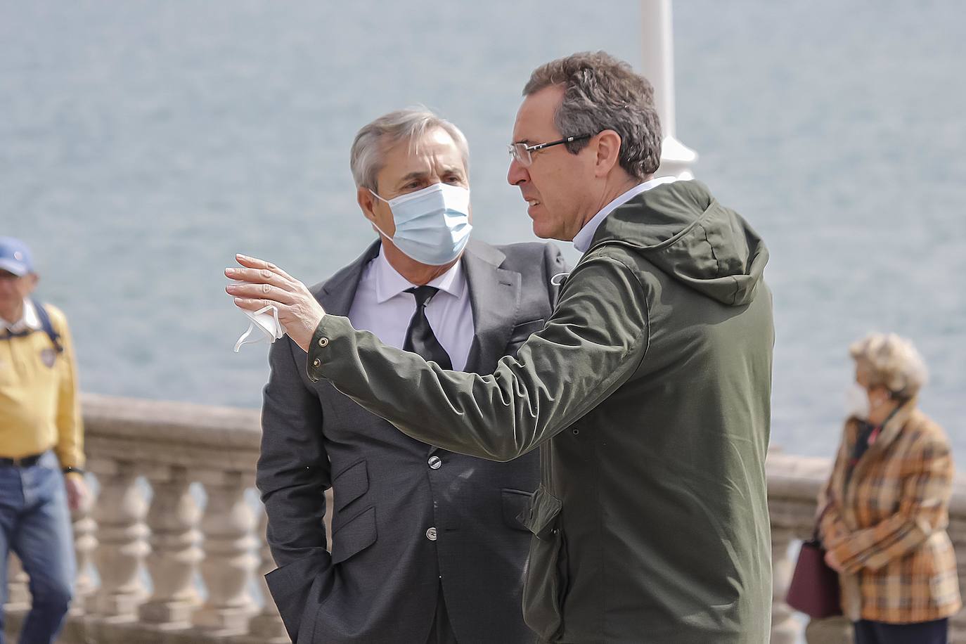 Familiares y amigos se reunieron este viernes en la iglesia de San Pedro para despedir a la gijonesa Elisa Fernández-Escandón, fallecida el pasado lunes en Madrid.