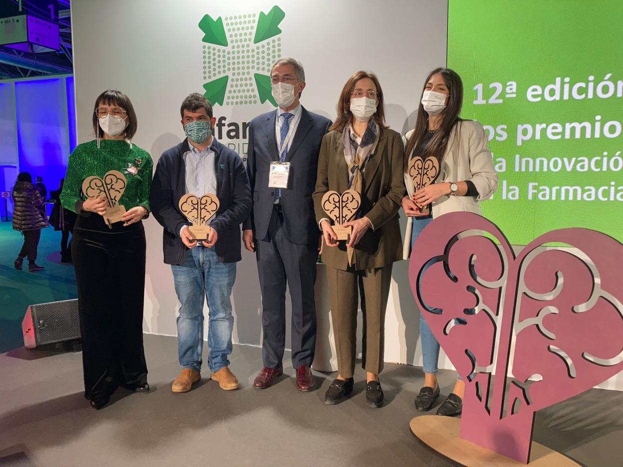 Martín Ramírez junto a Enrique Ordieres, presidente de Cinfa. 