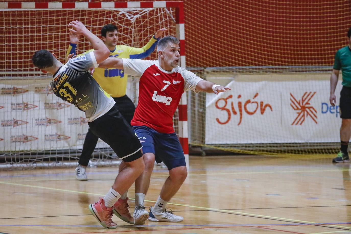 Fotos: Las mejores jugadas del Grupo IMQ - Balonmano Delicias