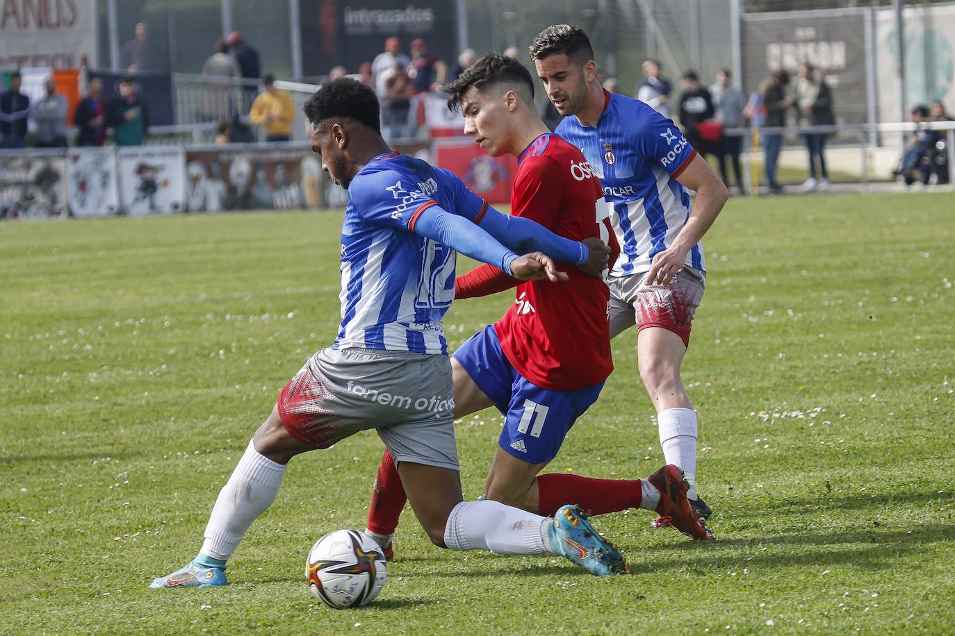 Fotos: Las mejores jugadas del Ceares - Real Avilés