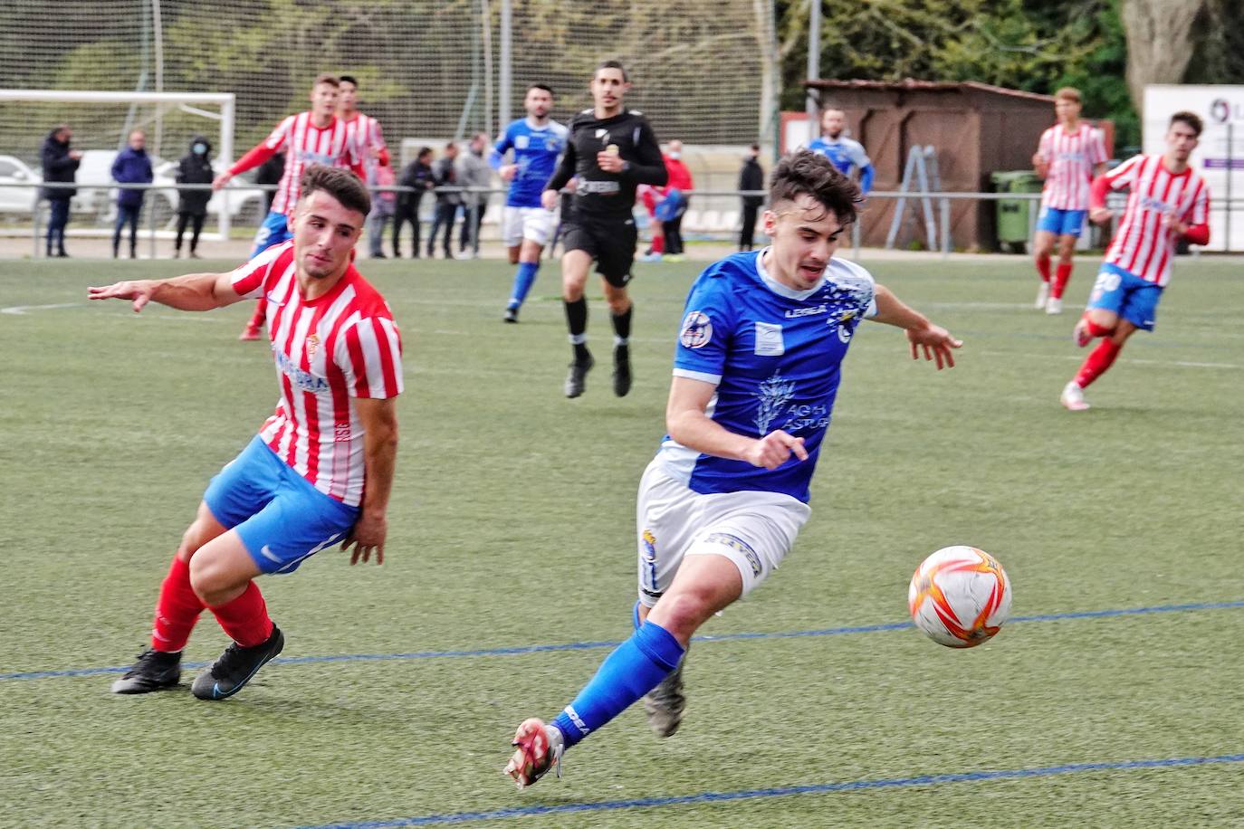 El encuentro entre el Urraca y el Sporting B finalizó sin goles (0 - 0). 