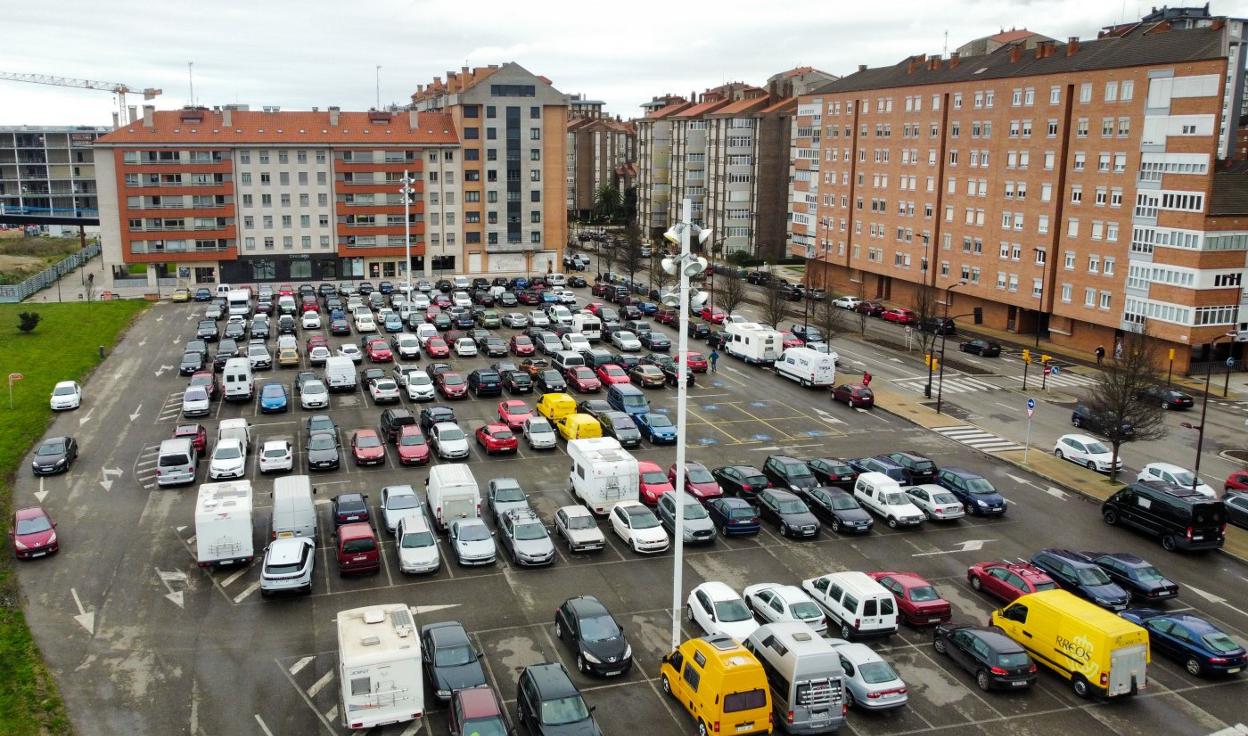 Parking disuasorio de la avenida de Portugal. 
