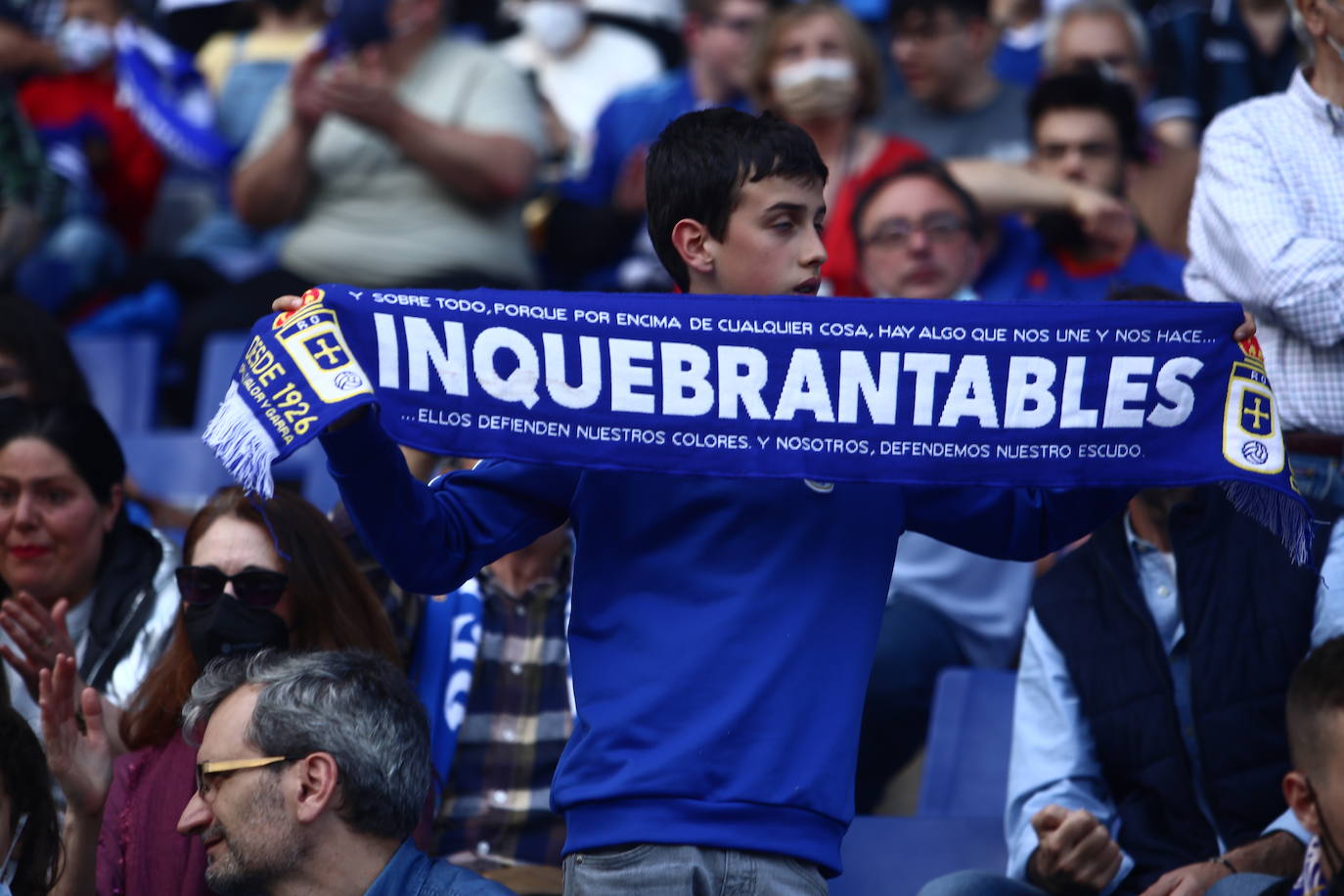 El conjunto azul se llevó la victoria en el Carlos Tartiere gracias a un gol de Bastón.