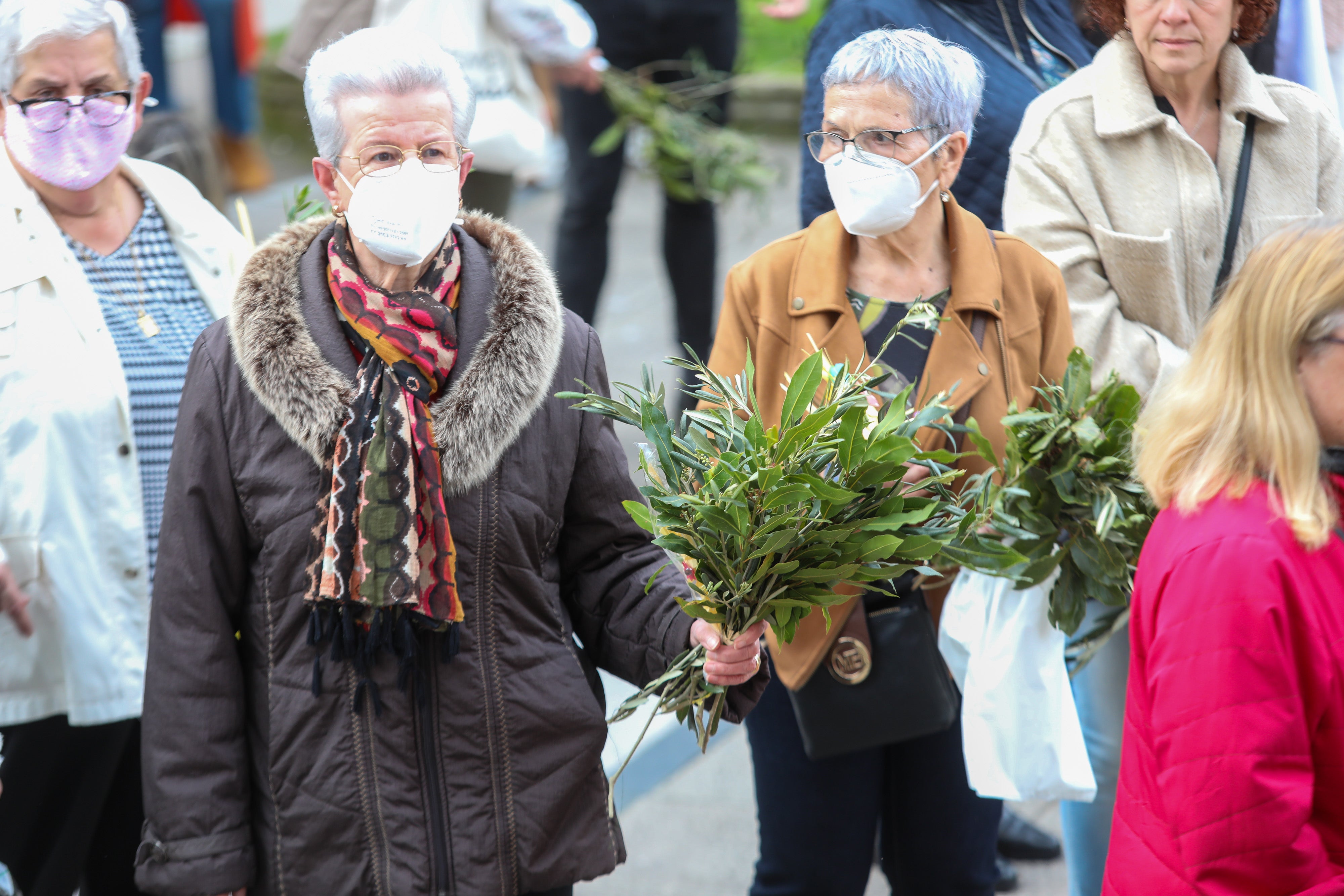 Fotos: Avilés recupera el Domingo de Ramos