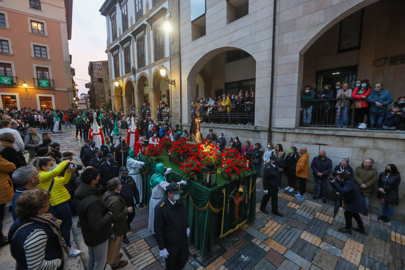 Fotos: Jesús Cautivo sale cuatro años después