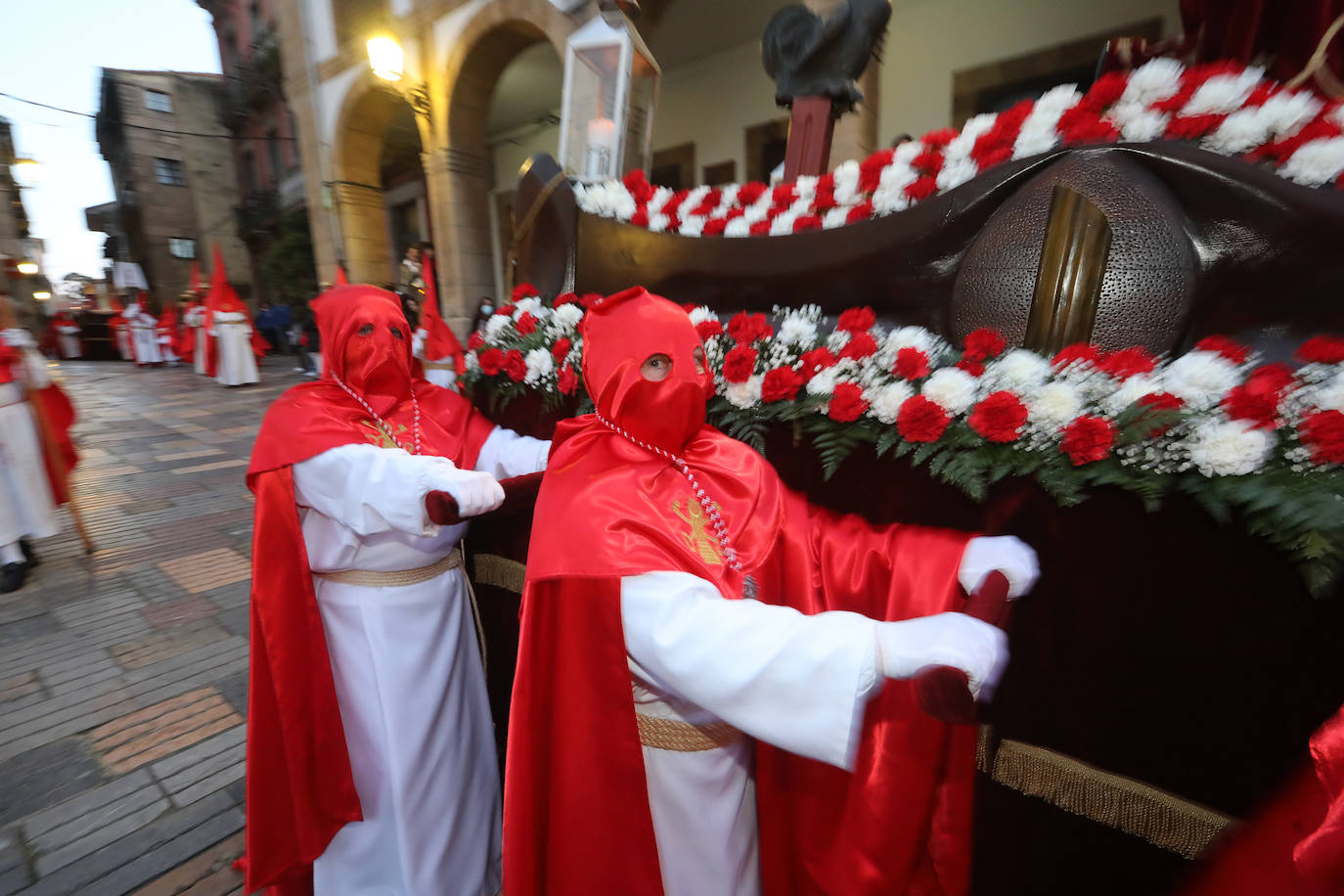 Fotos: Los rapacinos emocionan en Rivero y Camposagrado