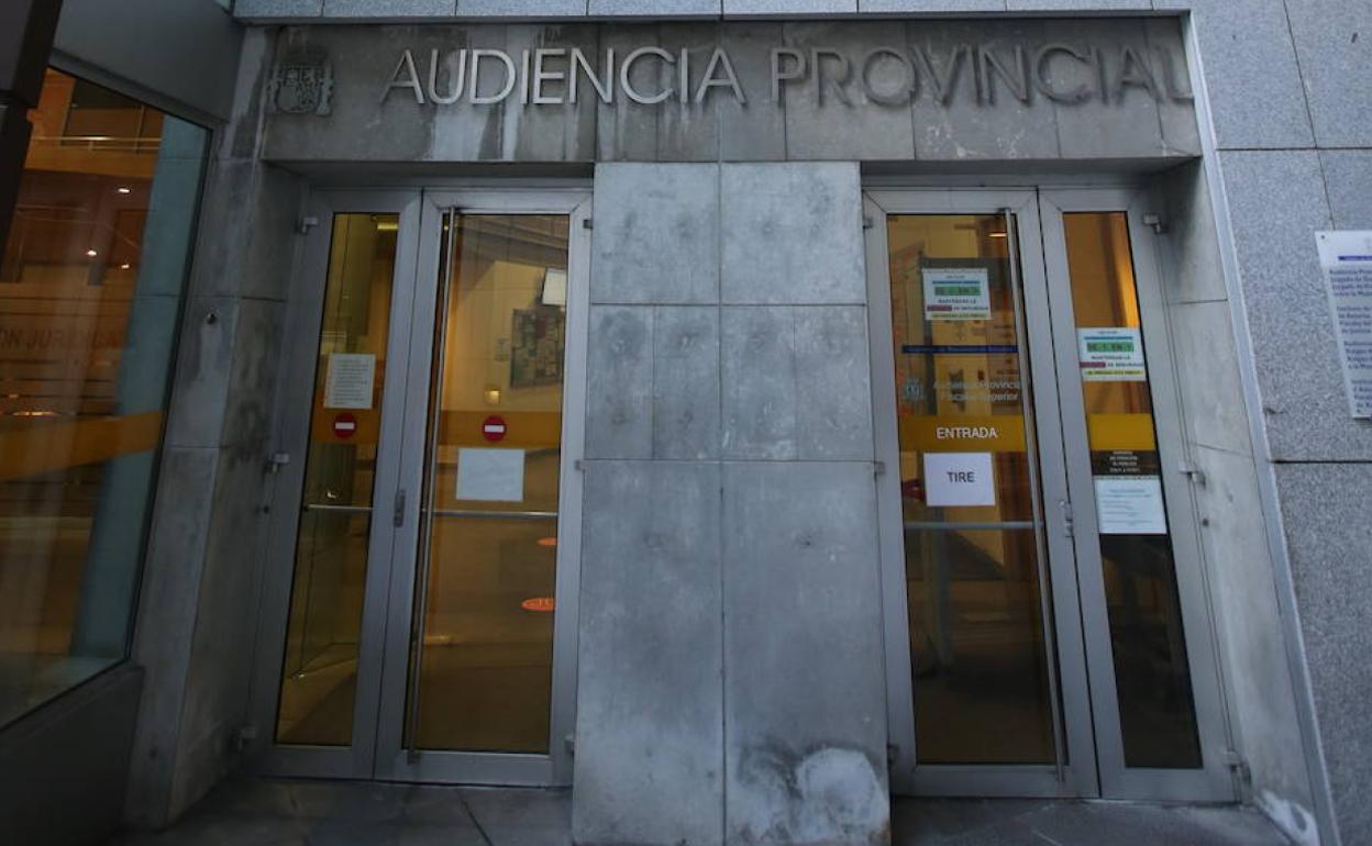 Ratifican en Oviedo la condena a dos menores por el ciberataque a un foro de guardias civiles