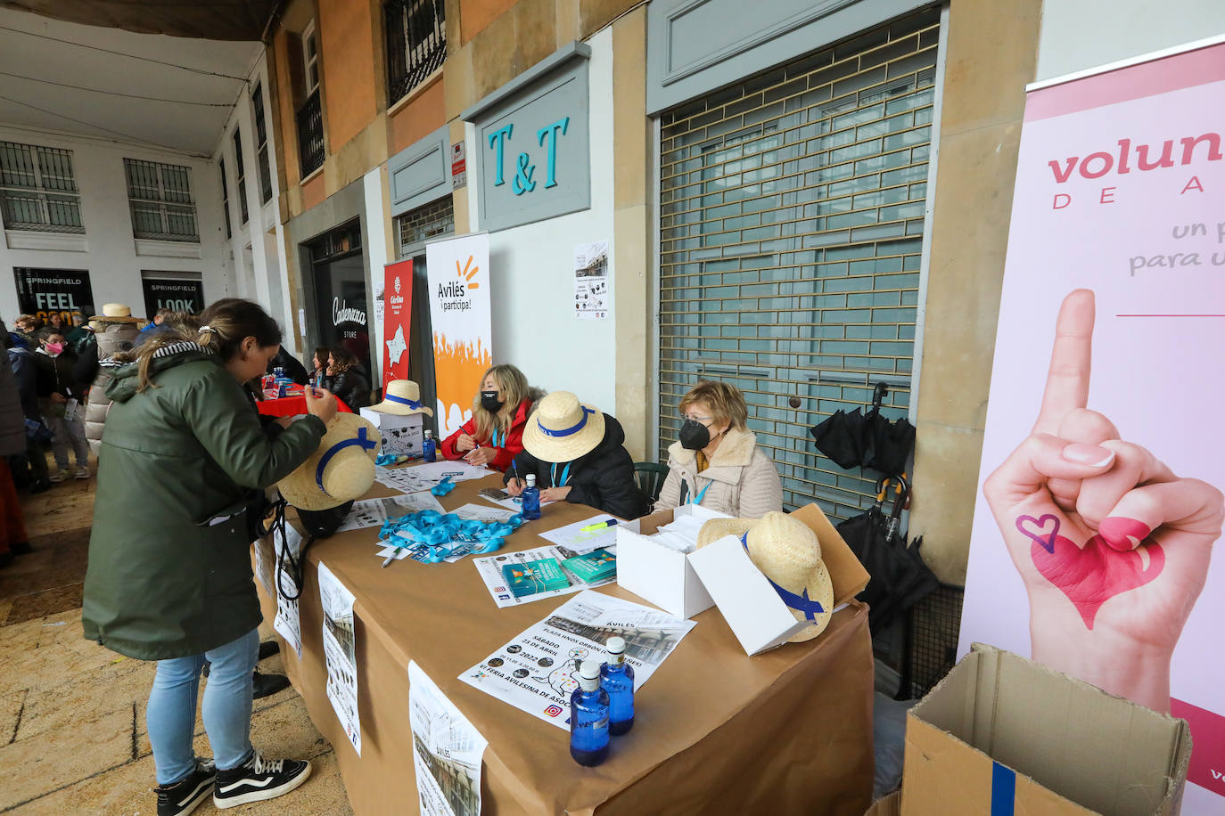 Fotos: Feria de asociaciones en la plaza de abastos