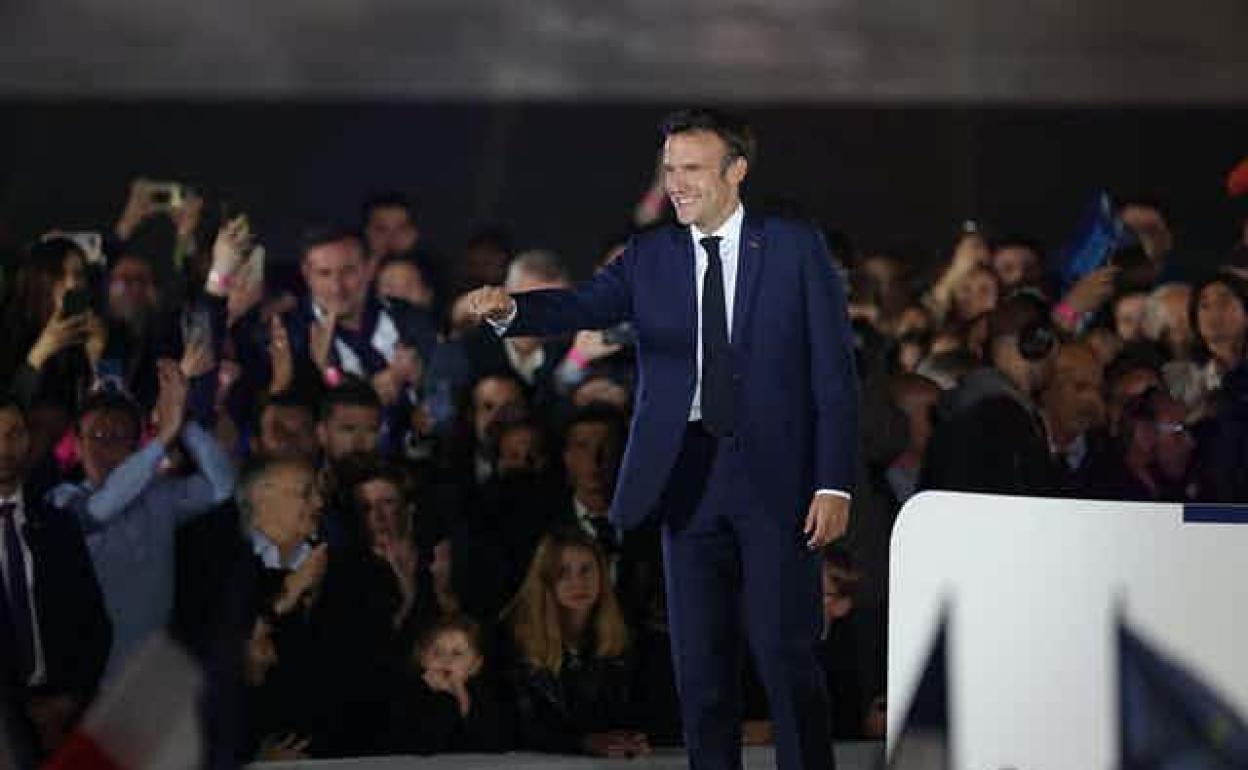 Emmanuel Macron a su llegada al Campo de Marte en París tras vencer la segunda vuelta de las elecciones a la Presidencia de Francia.