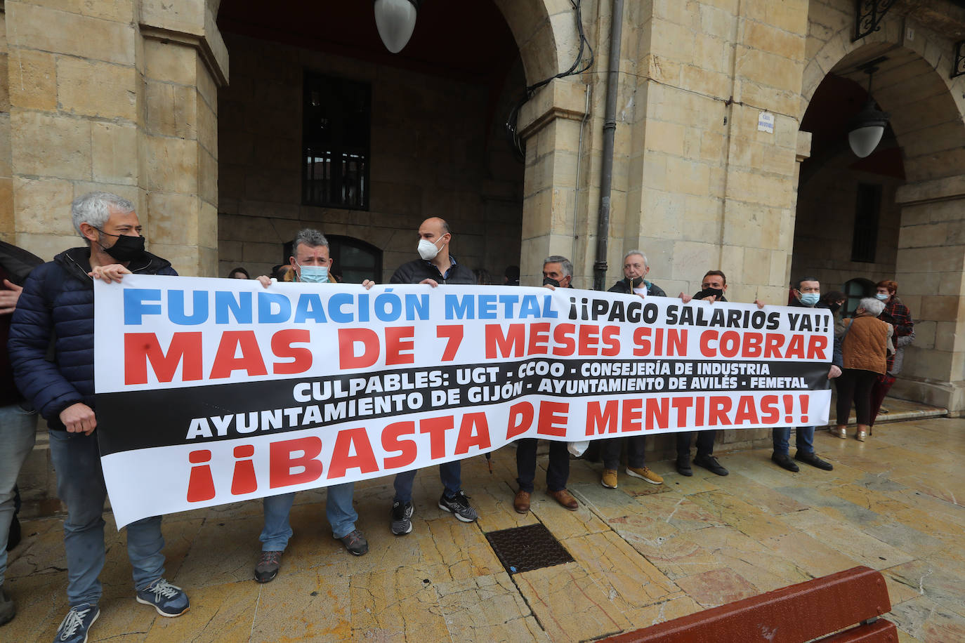 Manifestación de trabajadores de Fundación Metal en Avilés.