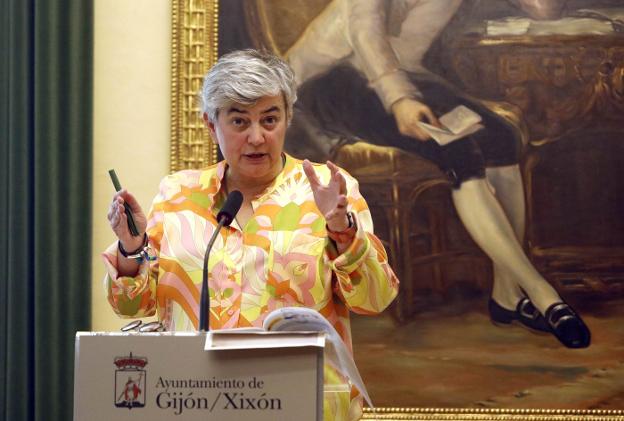 La alcaldesa de Gijón, Ana González, explicó el contenido del protocolo que se firmará el próximo 4 de mayo. 
