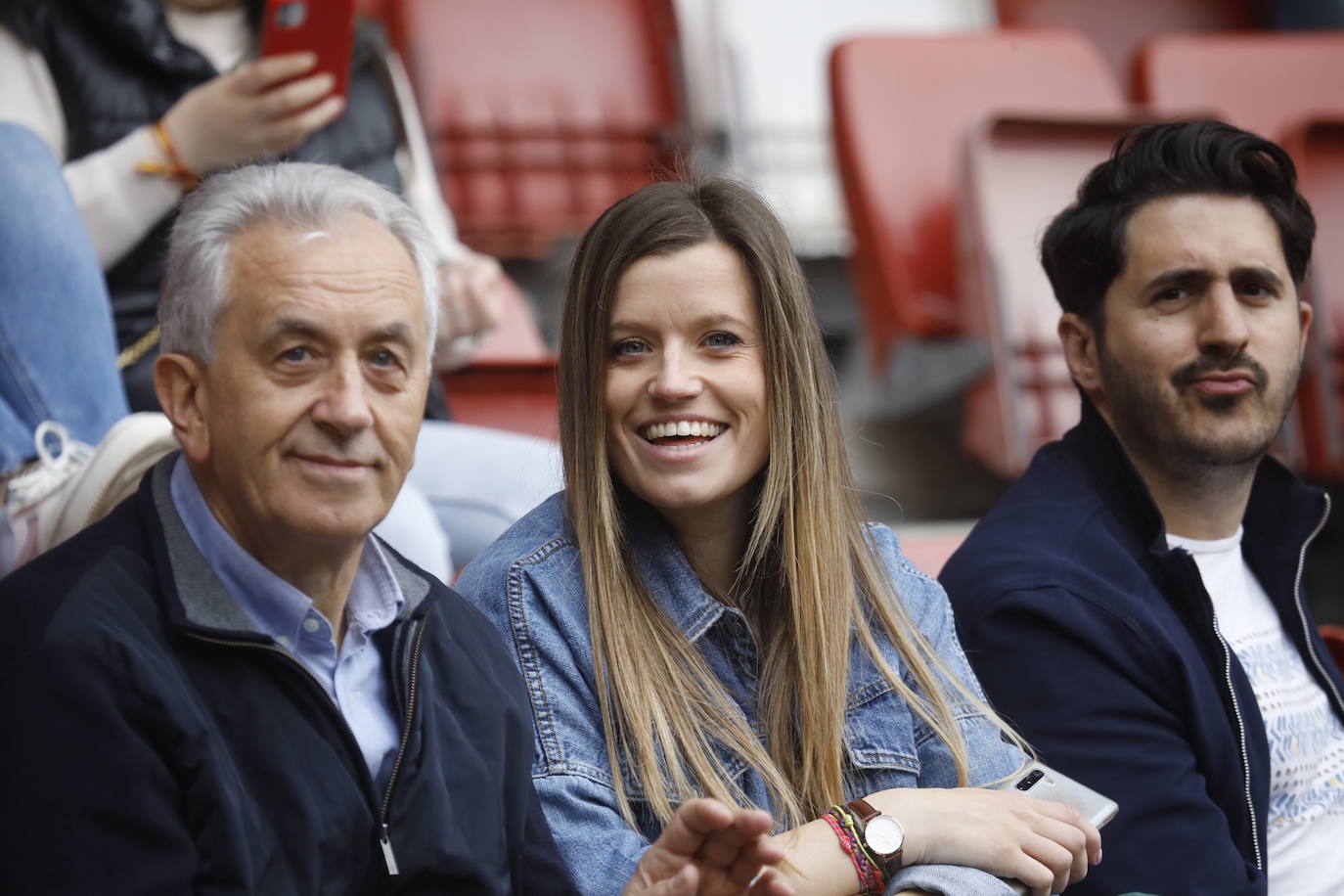 Fotos: ¿Estuviste en el Sporting - Ibiza? ¡Búscate!