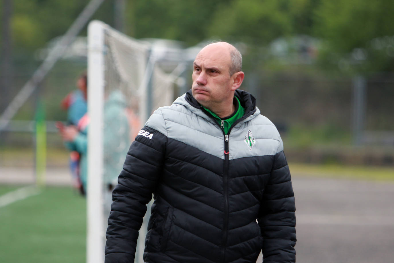 Fotos: Las mejores imágenes del Lenense - Sporting B