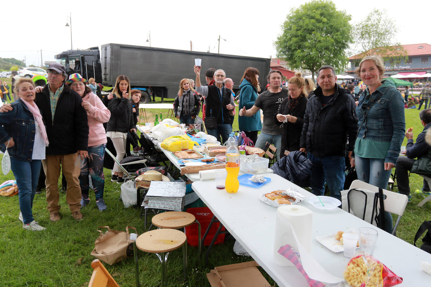 Fotos: La Jira al Pantano de Trasona regresa con una fiesta para 5.000 personas