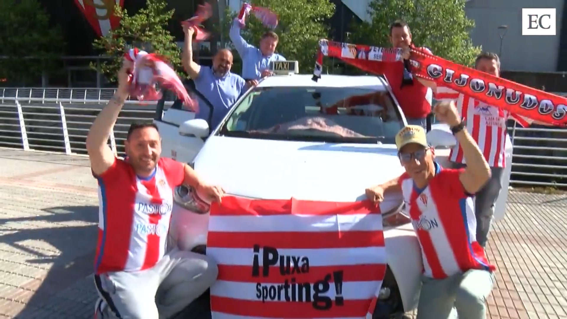 El transporte público gijonés apoya al Sporting