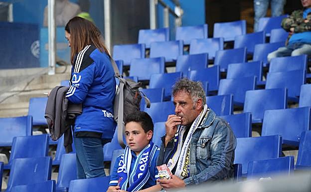 Galería. ¿Estuviste en el Real Oviedo - Zaragoza? ¡Búscate!