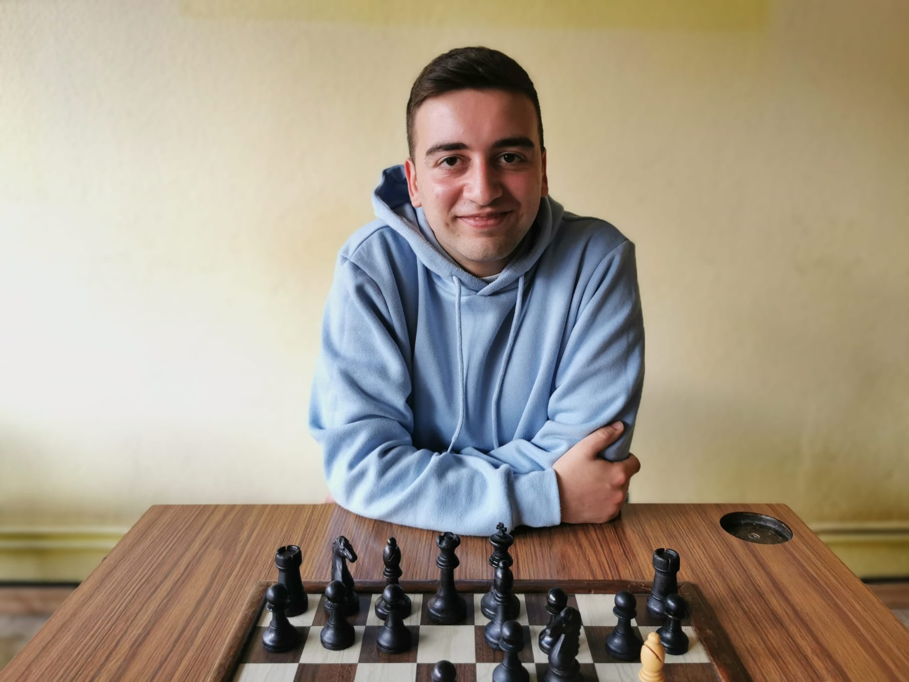 Iyán Guedes, vencedor del cuarto torneo Avilés Activa.