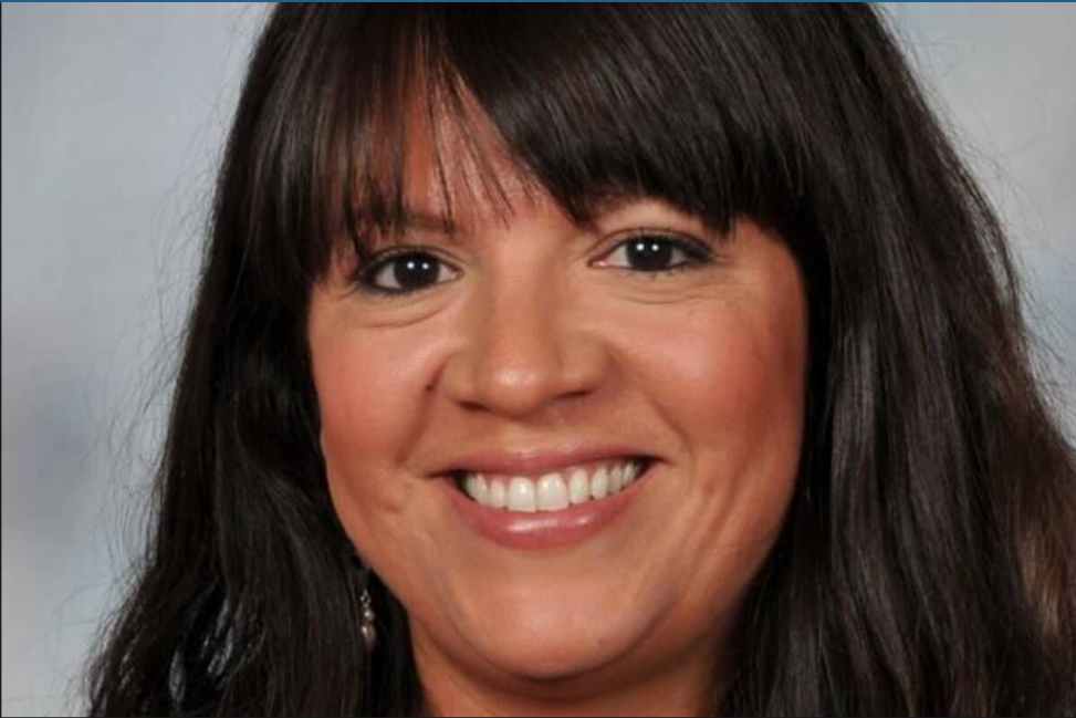 Eva Mireles (44 años). Casada con un policía y madre de una niña, llevaba 17 años como docente en la escuela.