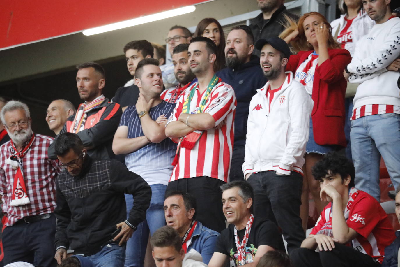 Fotos: ¿Estuviste en el Sporting-Las Palmas? ¡Búscate!