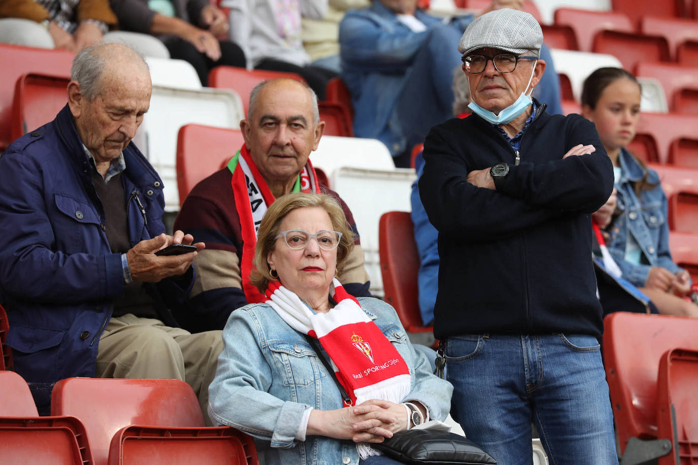 Fotos: ¿Estuviste en el Sporting-Las Palmas? ¡Búscate!