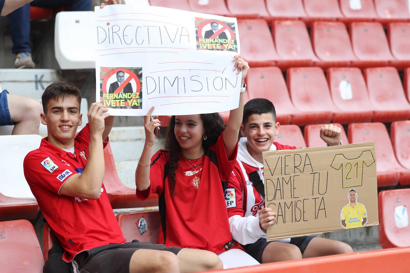 Fotos: ¿Estuviste en el Sporting-Las Palmas? ¡Búscate!