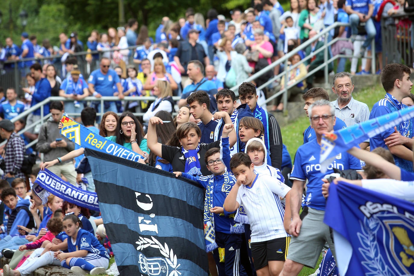 Fotos: Las mejores imágenes del Oviedo - Ibiza