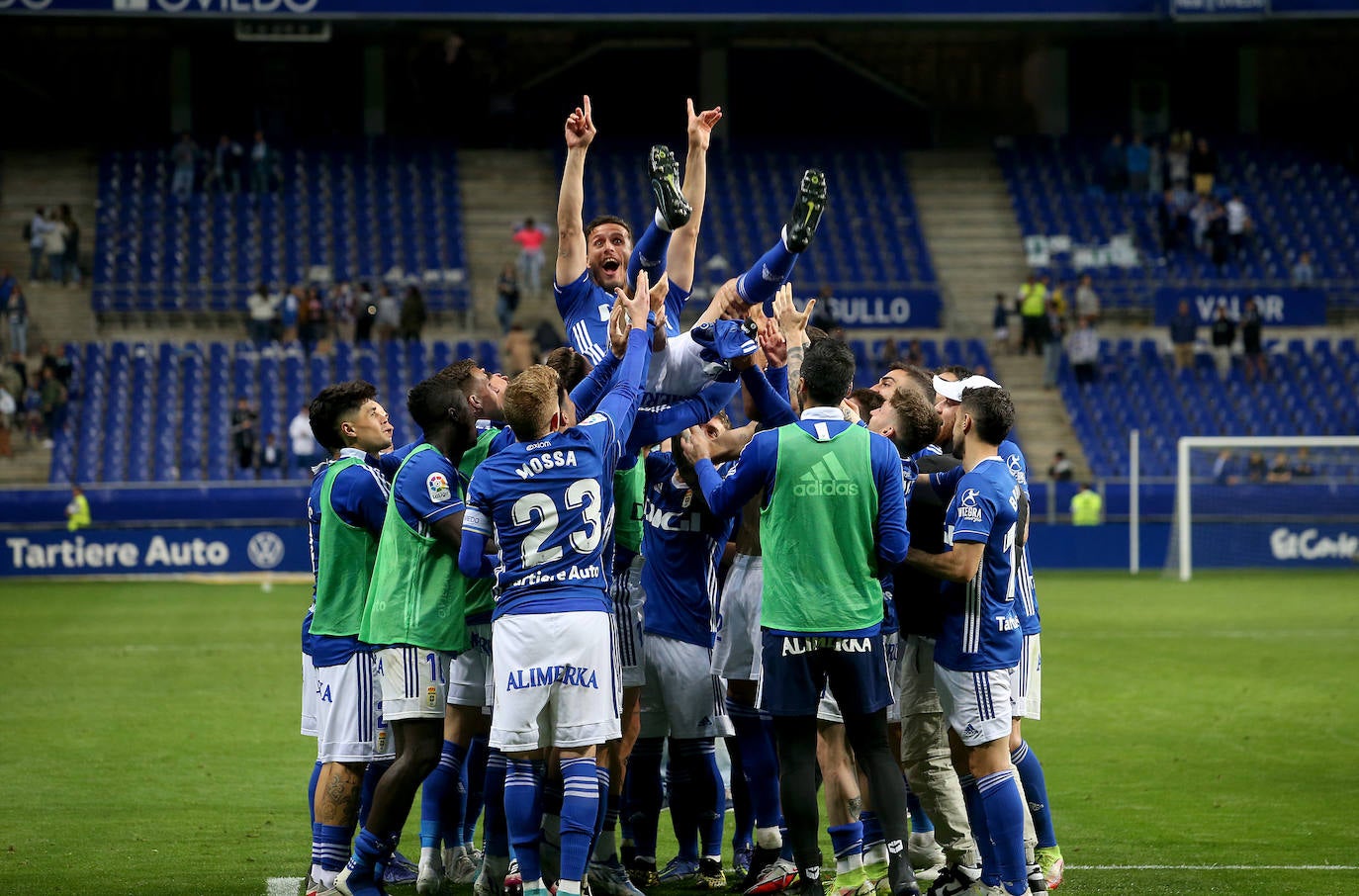 Fotos: Las mejores imágenes del Oviedo - Ibiza