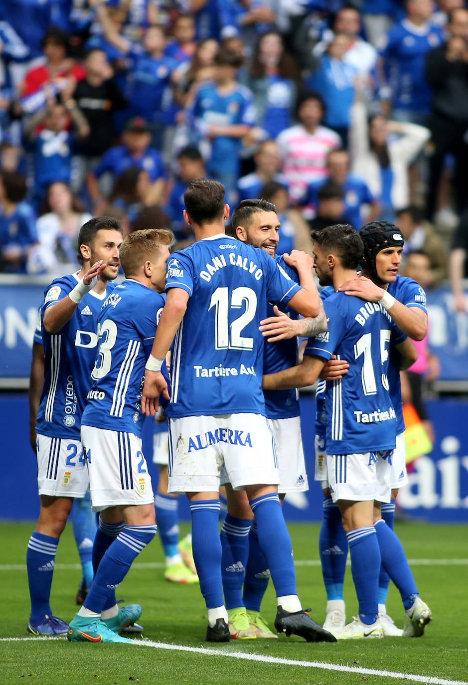 Fotos: Las mejores imágenes del Oviedo - Ibiza