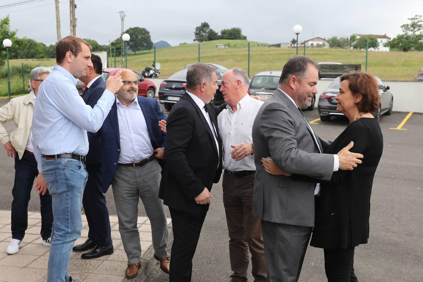 Fotos: Adiós a Gento Paniceres en el tanatorio de Nava