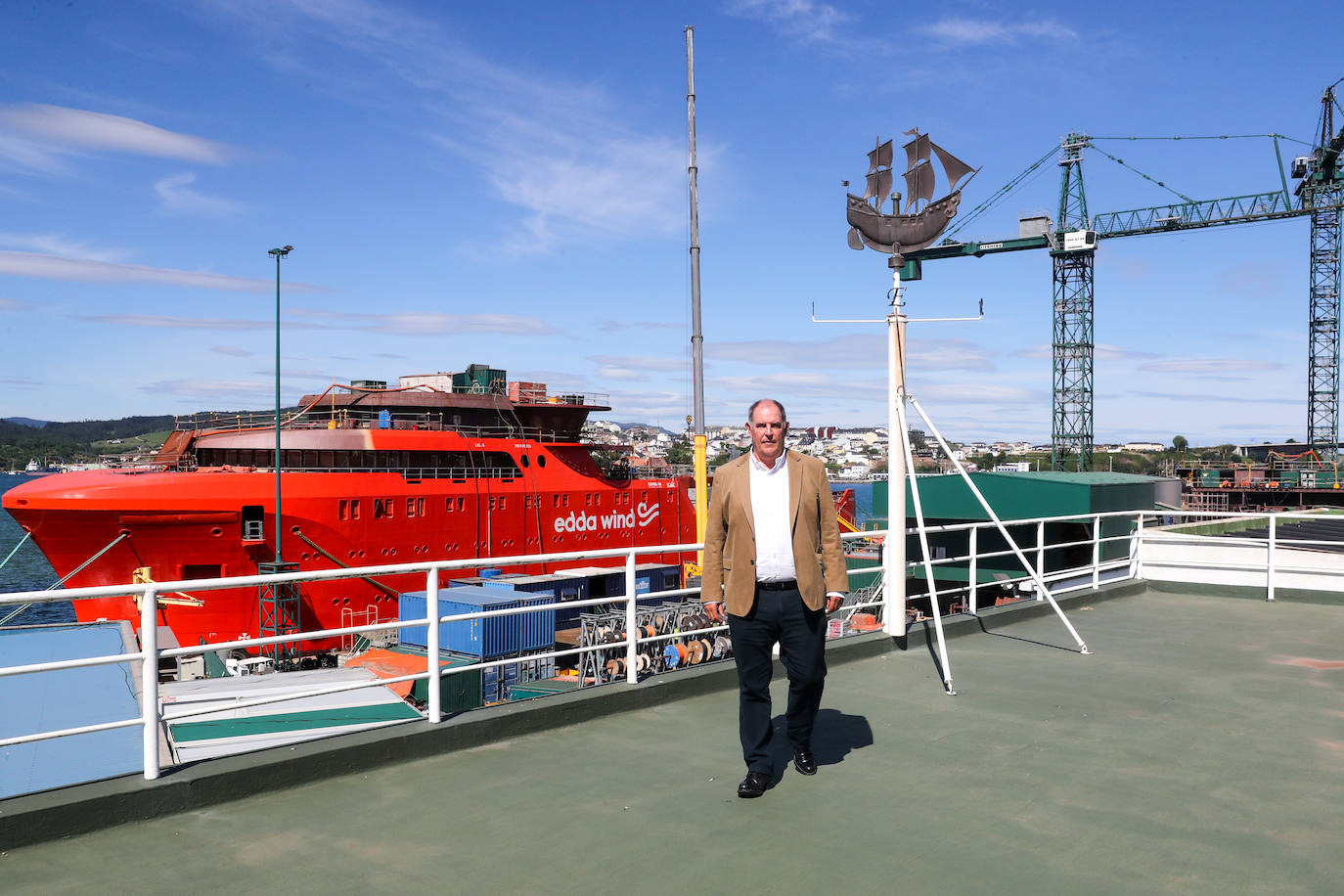 La empresa que encabeza Álvaro Platero construye barcos innovadores. Son tecnológicamente los más avanzados del mundo, con propulsión de hidrógeno o 100% eléctricos. Desde Castropol exporta la totalidad de su producción, fundamentalmente a Noruega, país que se ha convertido en un principal cliente.