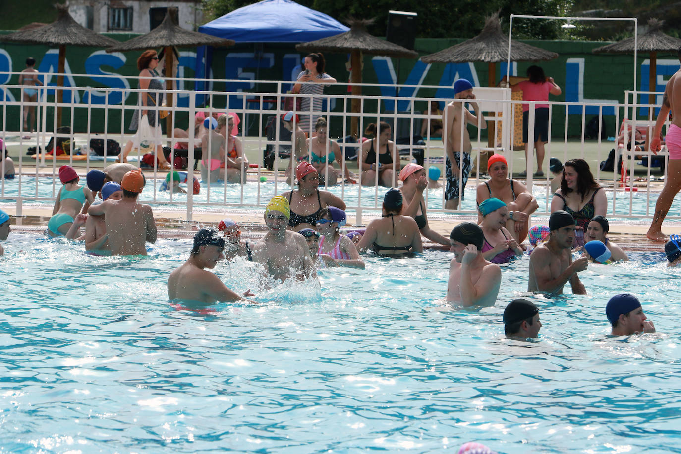 Fotos: El chapuzón más esperado por los turoneses