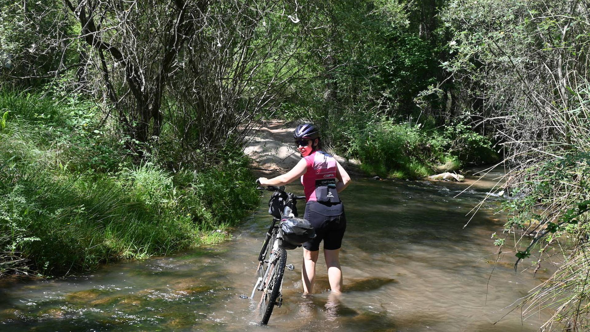 El Camino del Cid en bici | Atienza - Matillas: El éxodo madrileño a los bares de pueblo