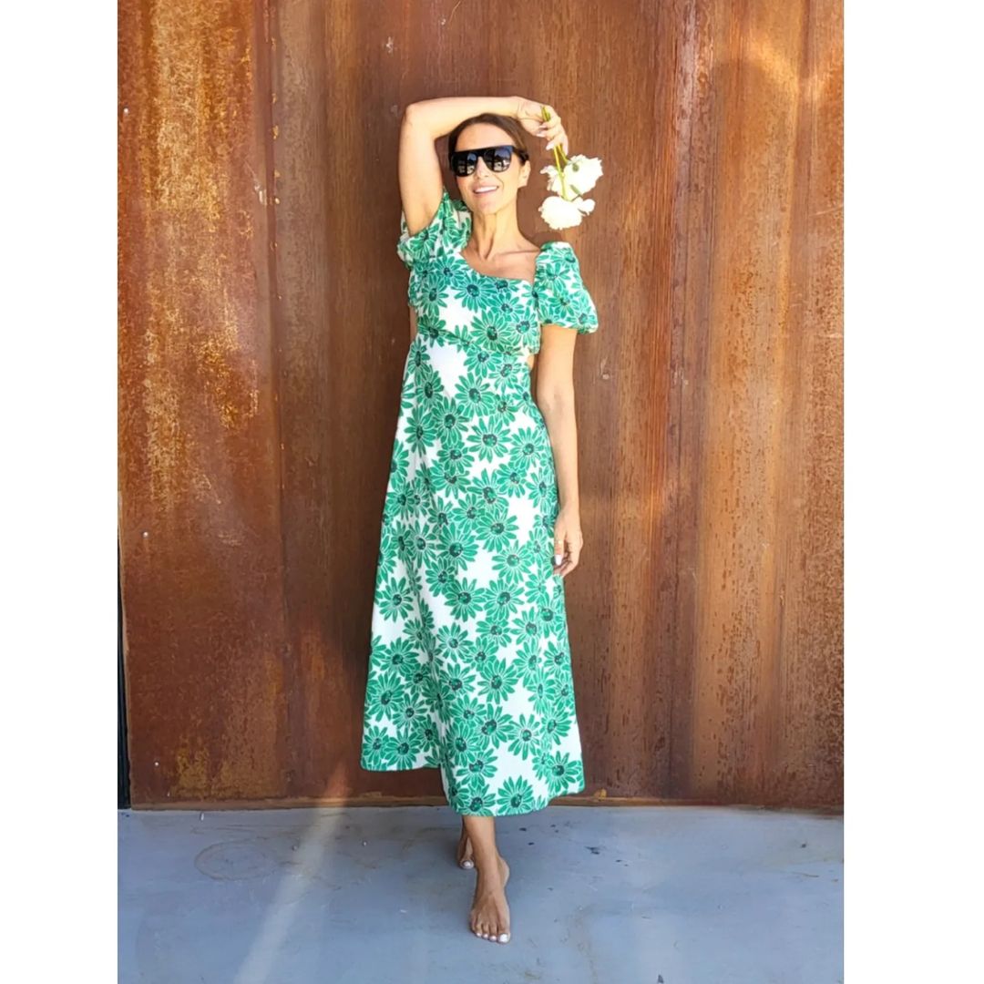 No abandona sus posados, aunque apuesta por modelos fresquitos.