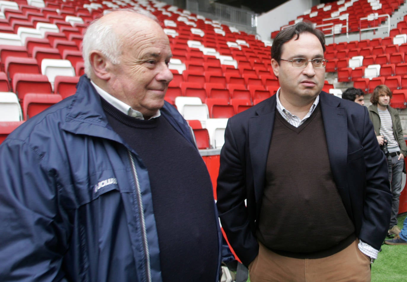 El histórico capellán del Sporting y párroco jubilado de El Coto fallece a los 85 años dejando huérfanos a un equipo, un barrio y una ciudad de su pasión futbolera, fervor religioso e infatigable sorna.