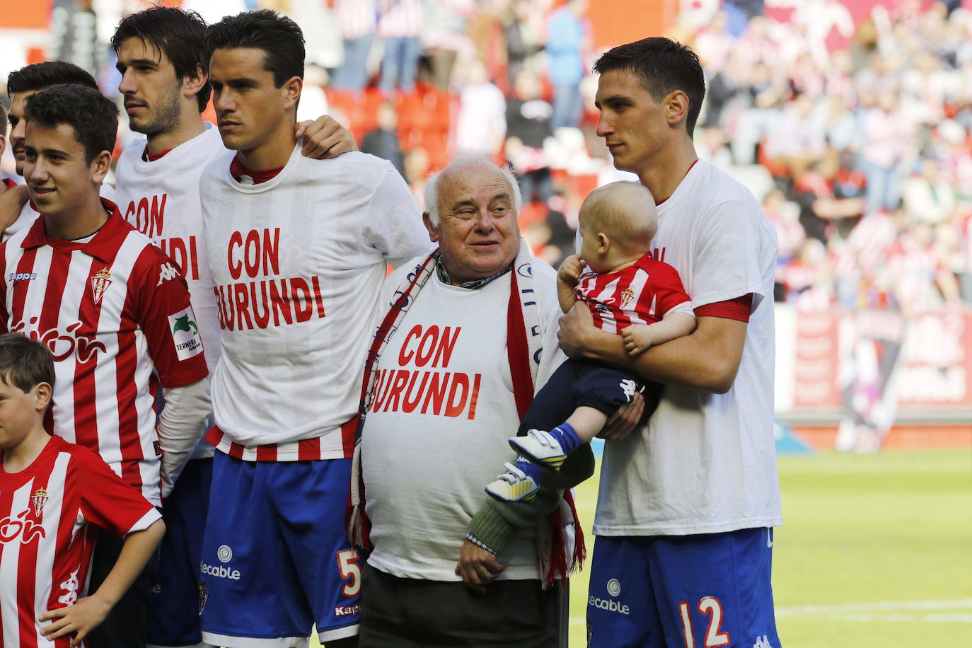 El histórico capellán del Sporting y párroco jubilado de El Coto fallece a los 85 años dejando huérfanos a un equipo, un barrio y una ciudad de su pasión futbolera, fervor religioso e infatigable sorna.