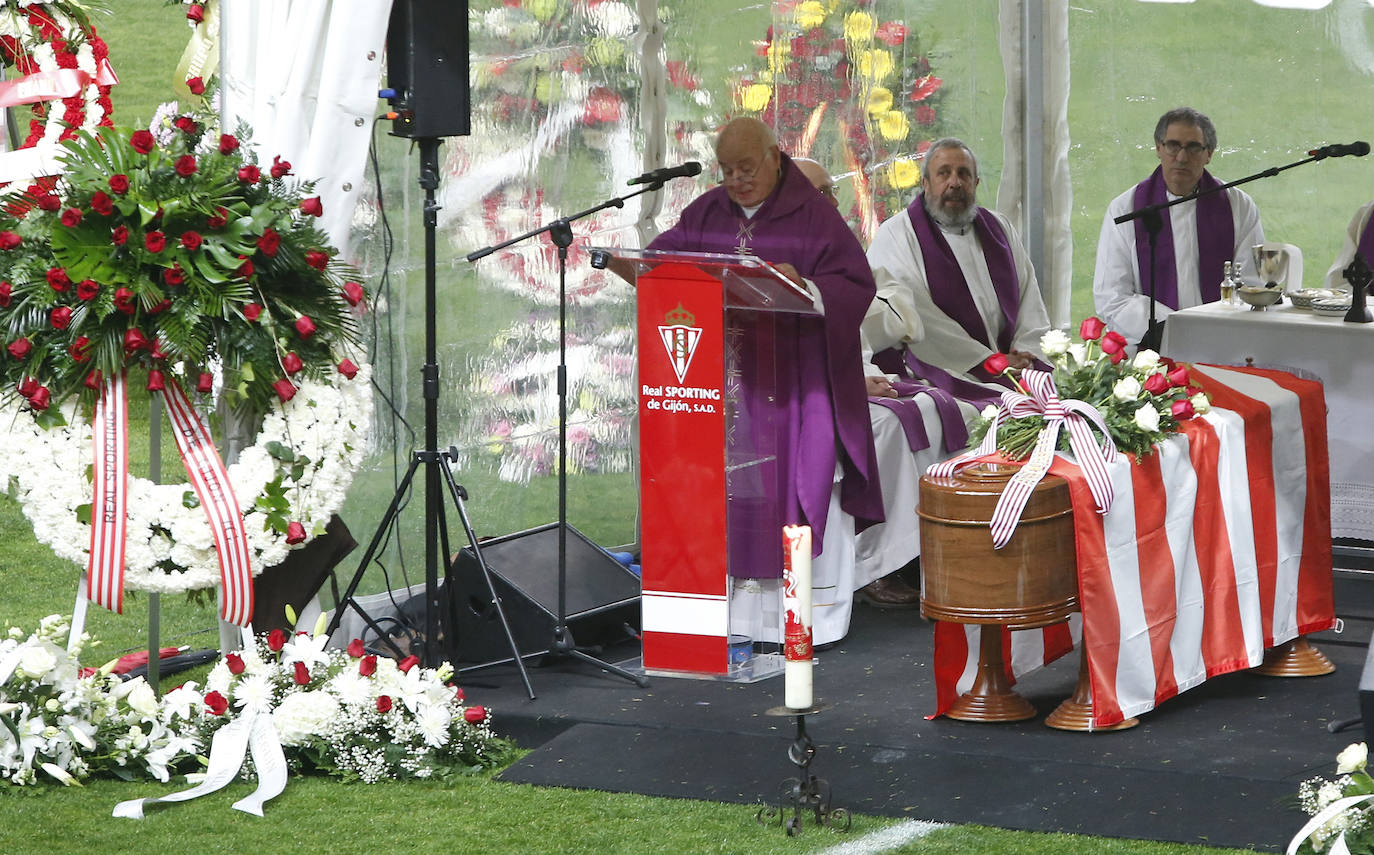 El histórico capellán del Sporting y párroco jubilado de El Coto fallece a los 85 años dejando huérfanos a un equipo, un barrio y una ciudad de su pasión futbolera, fervor religioso e infatigable sorna.