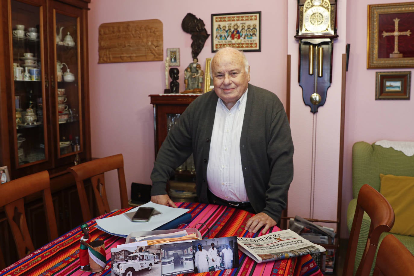 El histórico capellán del Sporting y párroco jubilado de El Coto fallece a los 85 años dejando huérfanos a un equipo, un barrio y una ciudad de su pasión futbolera, fervor religioso e infatigable sorna.